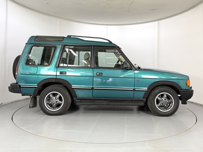 Lot 12 - 1996 Land Rover Discovery V8