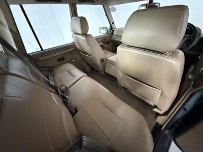 Lot 12 - 1996 Land Rover Discovery V8