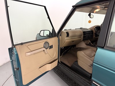 Lot 12 - 1996 Land Rover Discovery V8