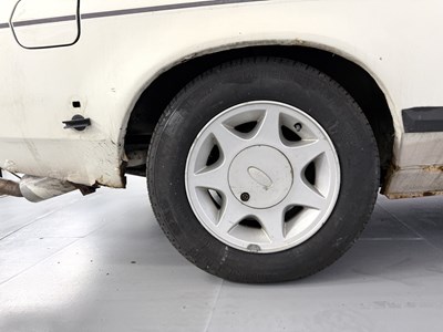 Lot 134 - 1987 Ford Capri 2.8i
