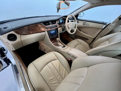 Lot 78 - 2006 Mercedes-Benz CLS320