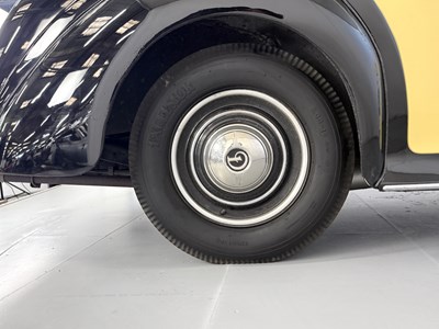 Lot 117 - 1947 Daimler DB18 DHC
