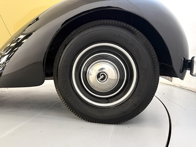 Lot 117 - 1947 Daimler DB18 DHC