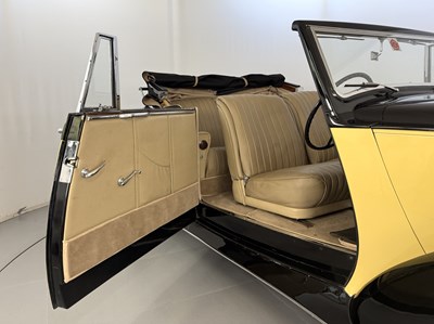 Lot 117 - 1947 Daimler DB18 DHC