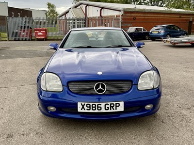 Lot 141 - 2000 Mercedes-Benz SLK230 - NO RESERVE