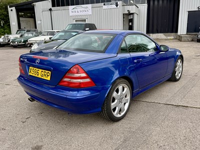Lot 141 - 2000 Mercedes-Benz SLK230 - NO RESERVE