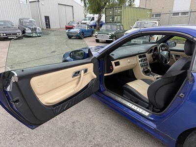 Lot 141 - 2000 Mercedes-Benz SLK230 - NO RESERVE