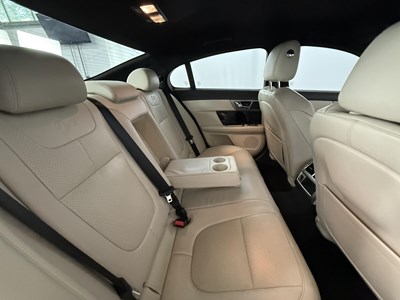 Lot 18 - 2015 Jaguar XFR