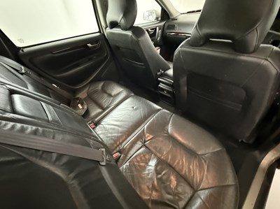 Lot 144 - 2003 Volvo V70 T5 - NO RESERVE