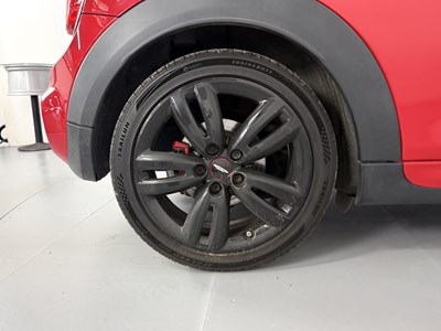 Lot 135 - 2015 Mini John Cooper Works
