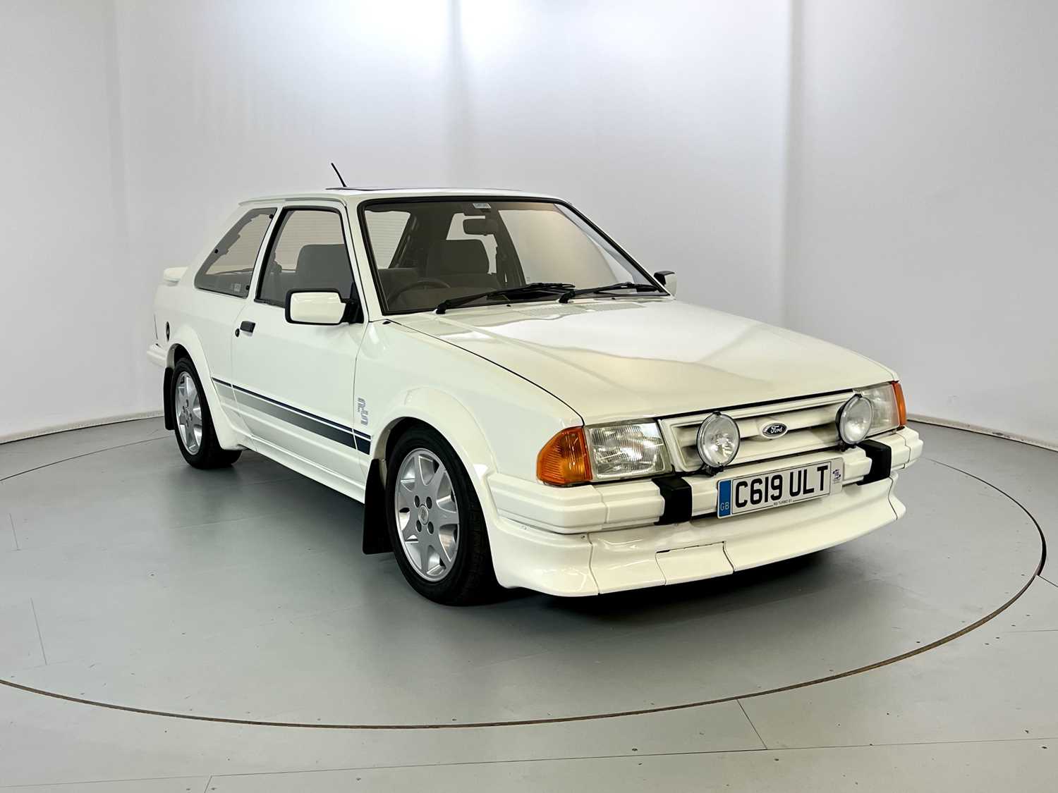 Lot 87 - 1986 Ford Escort RS Turbo