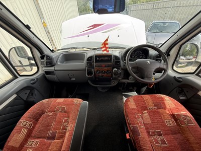 Lot 77 - 2005 Peugeot Boxer 330 LX MWB