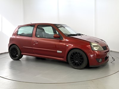 Lot 101 - 2001 Renault Clio 172