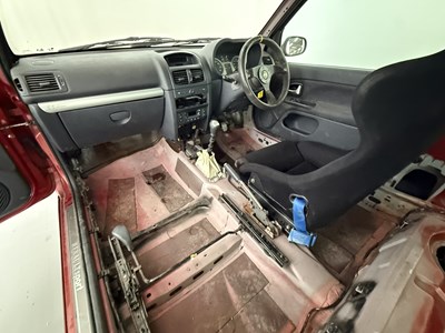 Lot 101 - 2001 Renault Clio 172