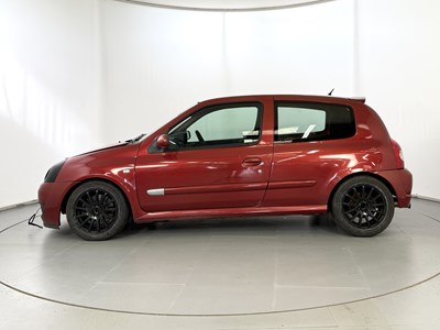 Lot 101 - 2001 Renault Clio 172