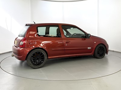 Lot 101 - 2001 Renault Clio 172