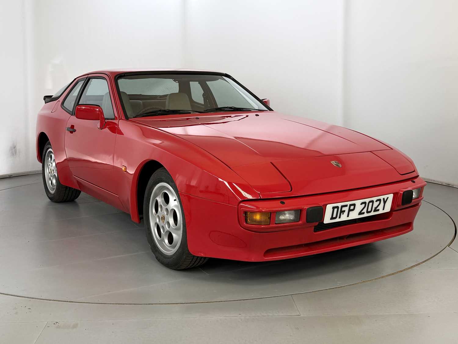 Lot 24 - 1982 Porsche 944