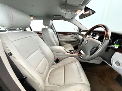 Lot 55 - 2006 Jaguar XJ