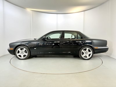 Lot 55 - 2006 Jaguar XJ