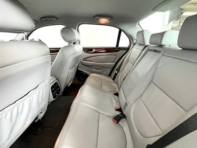 Lot 55 - 2006 Jaguar XJ