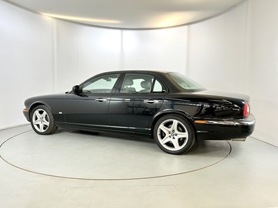 Lot 55 - 2006 Jaguar XJ