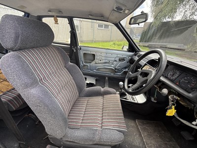 Lot 124 - 1990 Peugeot 205 XS