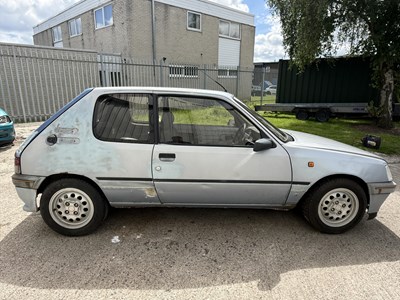 Lot 124 - 1990 Peugeot 205 XS