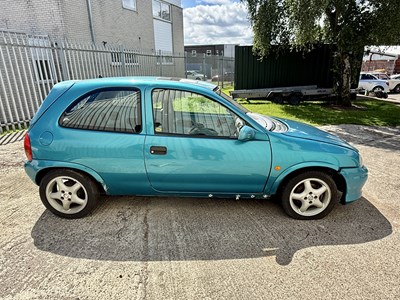 Lot 205 - 1994 Vauxhall Corsa GSI 16V