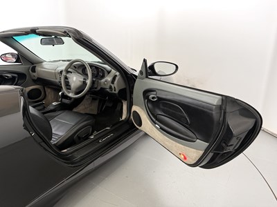 Lot 50 - 1999 Porsche 911 Carrera