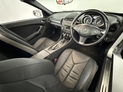 Lot 131 - 2010 Mercedes-Benz SLK200