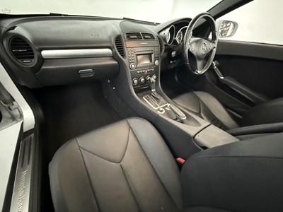 Lot 131 - 2010 Mercedes-Benz SLK200