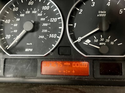 Lot 4 - 2003 BMW 330 CI