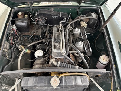 Lot 94 - 1972 MG BGT