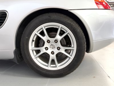 Lot 63 - 2001 Porsche Boxster