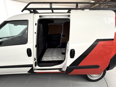 Lot 177 - 2016 Vauxhall Combo