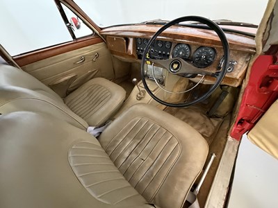 Lot 108 - 1968 Jaguar MK2