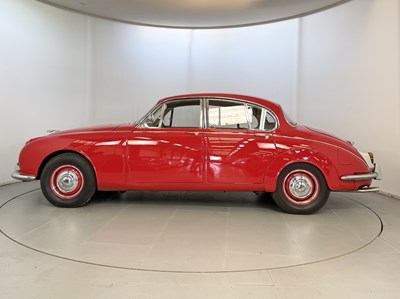 Lot 108 - 1968 Jaguar MK2