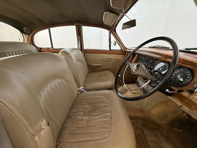 Lot 108 - 1968 Jaguar MK2