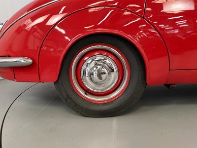 Lot 108 - 1968 Jaguar MK2
