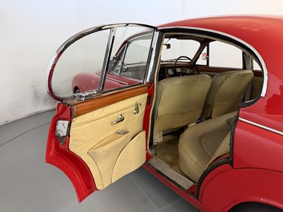 Lot 108 - 1968 Jaguar MK2