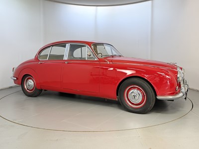 Lot 108 - 1968 Jaguar MK2
