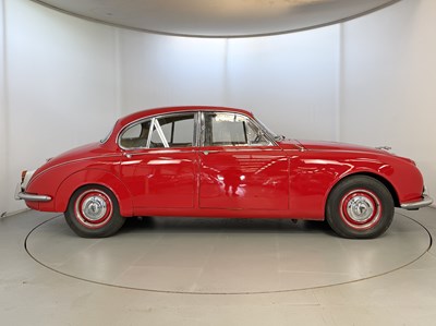 Lot 108 - 1968 Jaguar MK2