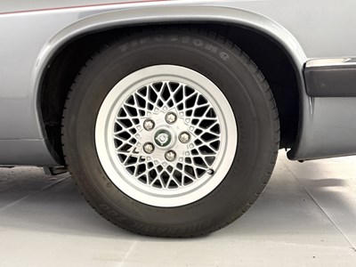 Lot 2 - 1988 Jaguar XJS V12 Cabriolet