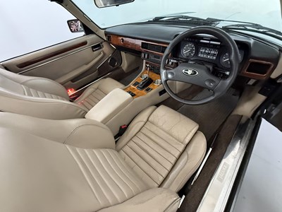 Lot 2 - 1988 Jaguar XJS V12 Cabriolet