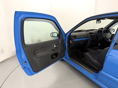 Lot 2004 Renault Clio 182