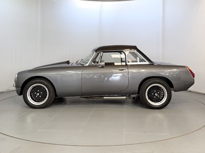 Lot 64 - 1967 MG B V8 Roadster