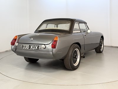 Lot 64 - 1967 MG B V8 Roadster