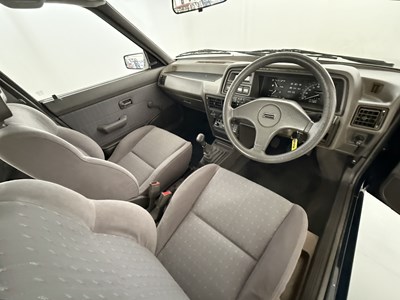 Lot 4 - 2000 Rover Maestro Ledbury