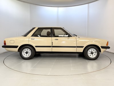 Lot 45 - 1982 Ford Cortina GL