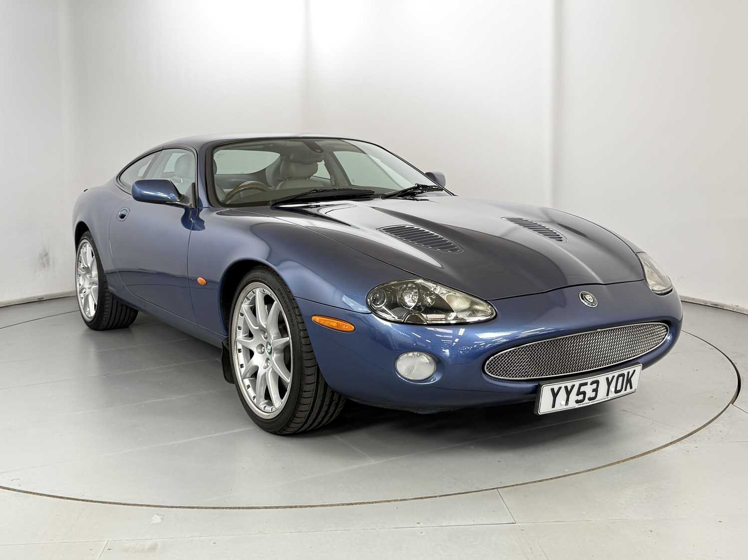 2004 Jaguar XKR